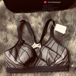Lululemon awake to lace bra
